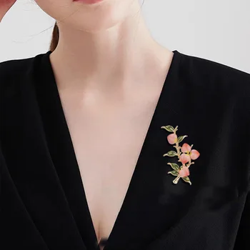 Zarif Meyve Broş High-end kadın Niş Tasarım Taze Şeftali Pin Korsaj Giyim Aksesuarları öğretmenler Günü Hediyesi - Görüntü 2  