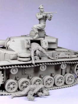 Yeni Demonte 1/35 antik kaçan tank mürettebat dahil 3 (TANK ) Reçine Şekil Boyasız model seti - Görüntü 1  